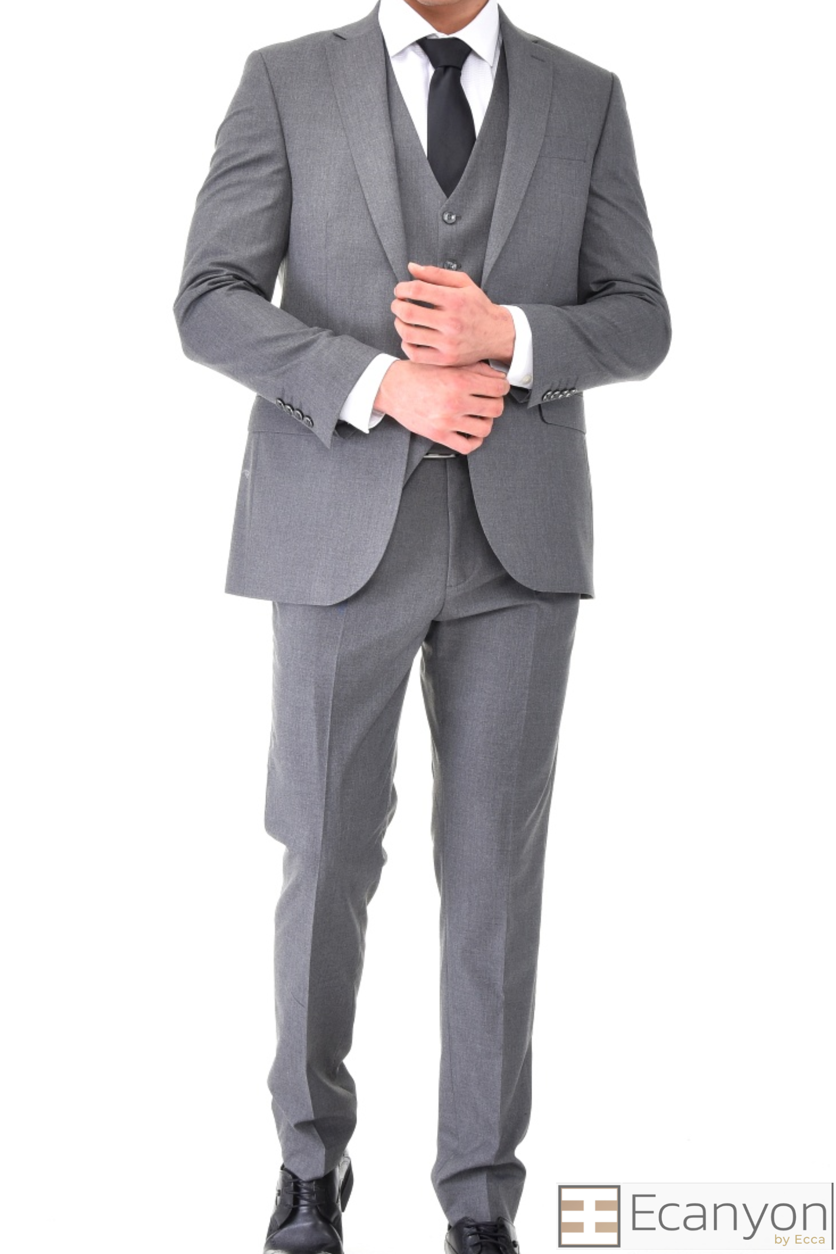 Grey Plain Three Piece Suit, A timeless a plain grey three piece suits that can be styled up for special events or styled down for the office. The matching quality a plain grey waistcoat and trousers are paired with a plain grey suit jacket. You’ll love the patterned lining panels on this suit, especially the one in the jacket’s breast pocket which doubles up as a pocket square. Master Tailored Fit 3 Piece Suit
