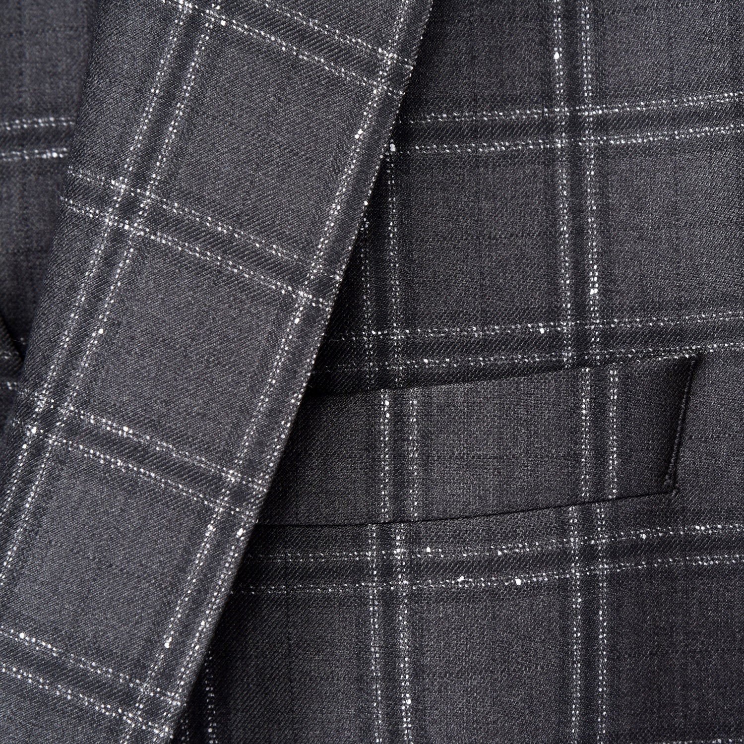 Black Plaid Grey Three Piece Suit, A timeless a black matched design suit that can be styled up for special events or styled down for the office. The matching quality a black plaid grey matched design waistcoat and trousers are paired with a black plaid grey matched design  jacket. You’ll love the patterned lining panels on this suit, especially the one in the jacket’s breast pocket which doubles up as a pocket square. Master Tailor fit Suits